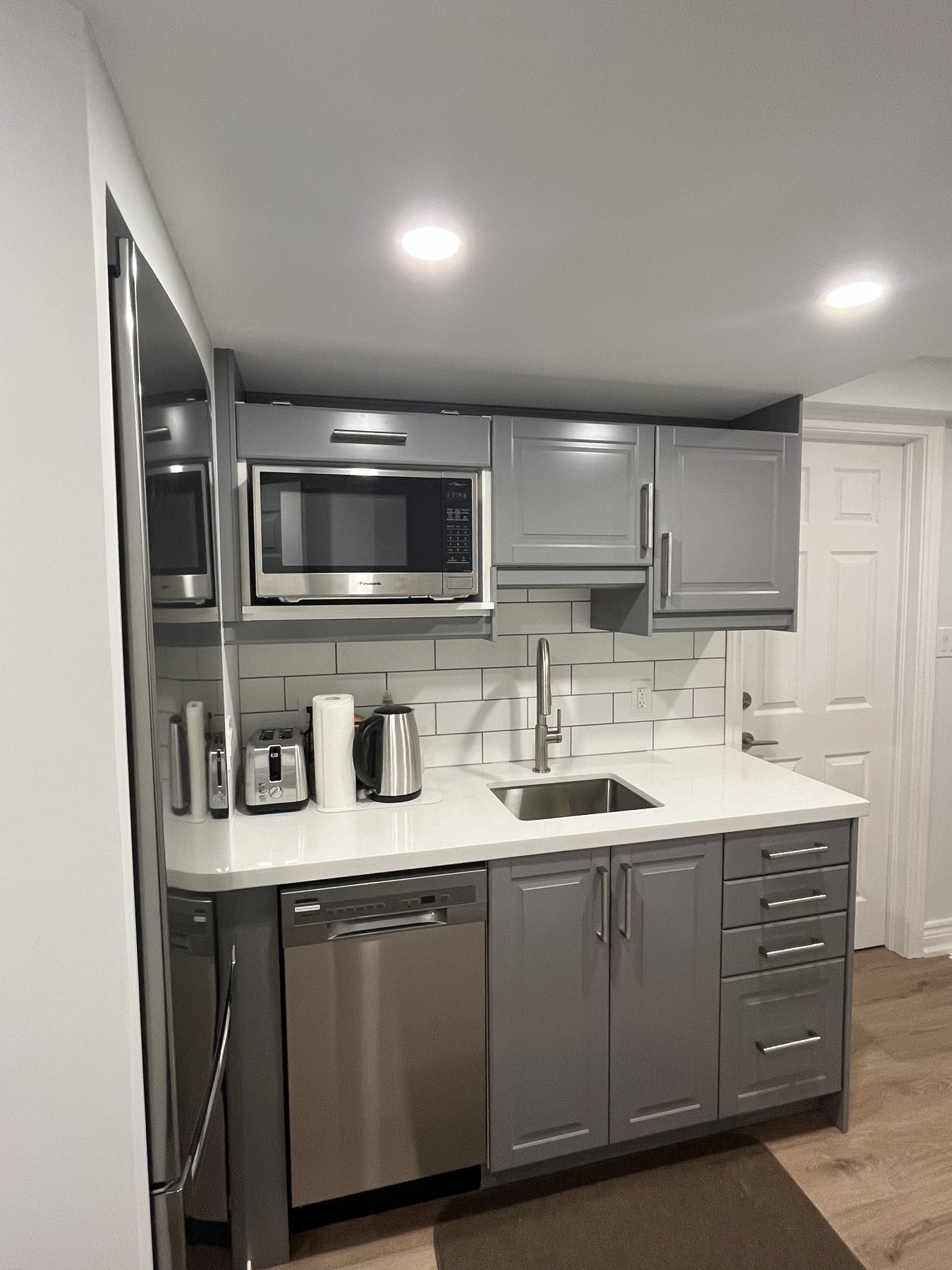 Kitchen renovation by Hadley-Irvine